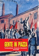 GENTE IN PIAZZA